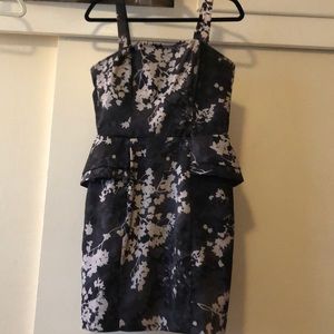 H&M charcoal/beige floral detachable straps peplum